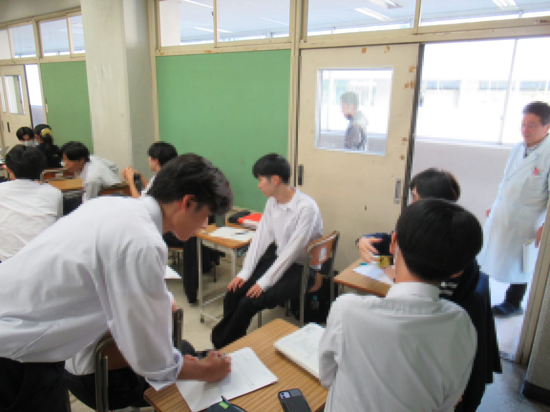 中間報告会 (2)